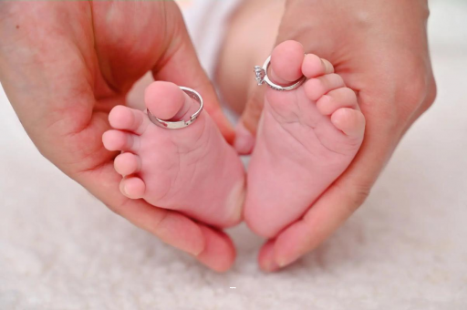 广州代怀试管生子宝宝长牙顺序